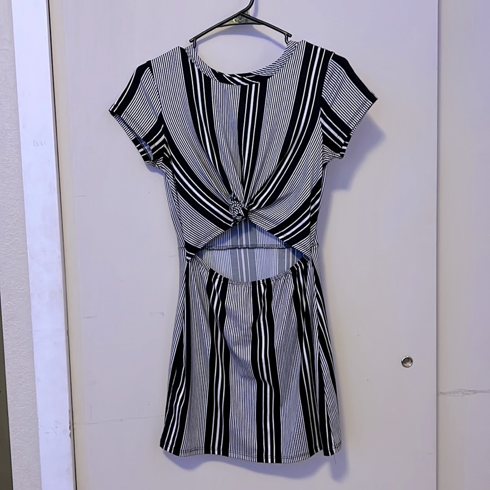 Tie front casual dress